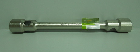 533332 Ключ баллонный кованый 32х33х400мм