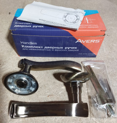 Комплект дверных ручек AVERS H-0802-A-AB-Wave (бронза)