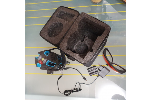 Лазерный уровень INSTRUMAX REDLINER 2V