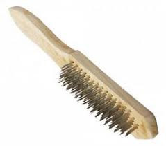 Щетка ручная по металлу деревян. ручка, плоская 4 ряда 224-Е